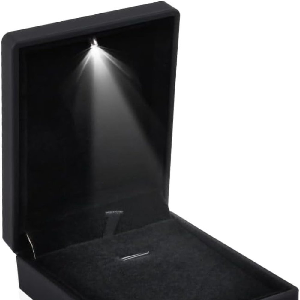 NEW Black LED Luxury Jewelry Box for Pendant or Necklace With Velvet Inside